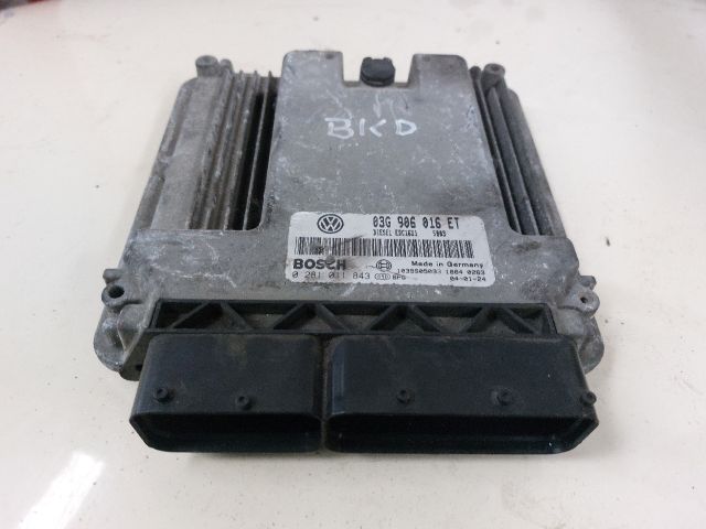 bontott SKODA OCTAVIA II Motorvezérlő