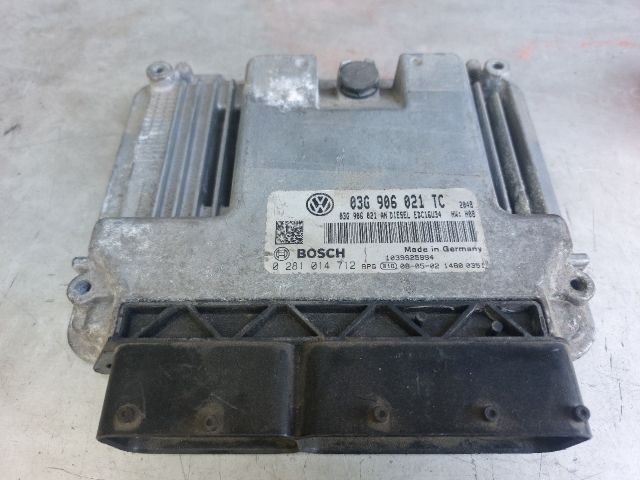 bontott SKODA OCTAVIA II Motorvezérlő