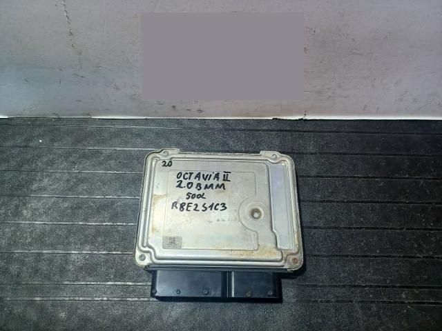 bontott SKODA OCTAVIA II Motorvezérlő