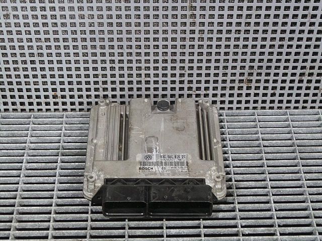 bontott SKODA OCTAVIA II Motorvezérlő