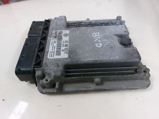 bontott SKODA OCTAVIA II Motorvezérlő