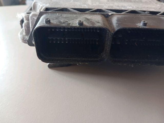 bontott SKODA OCTAVIA II Motorvezérlő