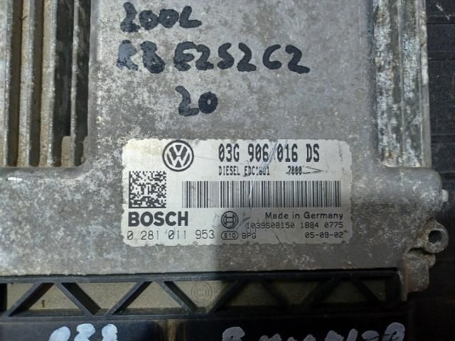 bontott SKODA OCTAVIA II Motorvezérlő