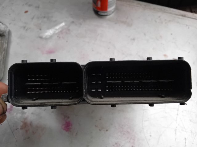 bontott SKODA OCTAVIA II Motorvezérlő