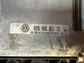 bontott SKODA OCTAVIA II Motorvezérlő