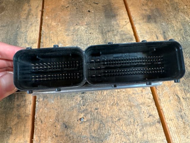 bontott SKODA OCTAVIA II Motorvezérlő