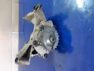 bontott SKODA OCTAVIA II Olajszivattyú