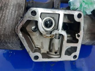 bontott SKODA OCTAVIA II Olajszűrő Ház