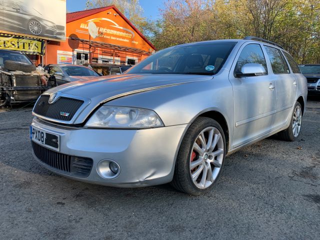 bontott SKODA OCTAVIA II Bal első Gólyaláb (Lengécsillapító, Rugó)