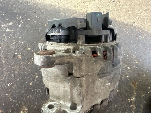 bontott SKODA OCTAVIA II Generátor