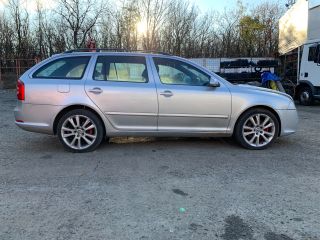 bontott SKODA OCTAVIA II Jobb első Gólyaláb (Lengécsillapító, Rugó)