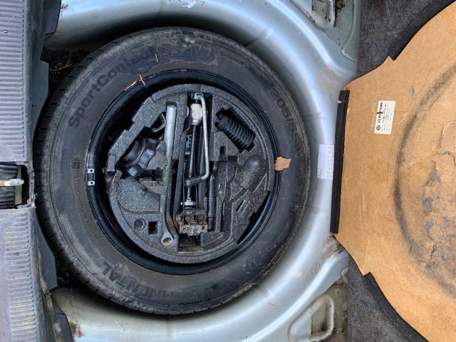 bontott SKODA OCTAVIA II Jobb első Lengőkar