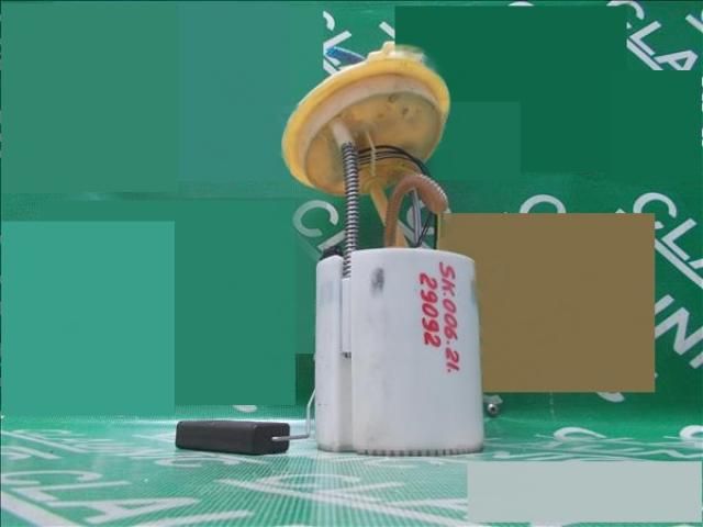 bontott SKODA OCTAVIA II Üzemanyag Szivattyú