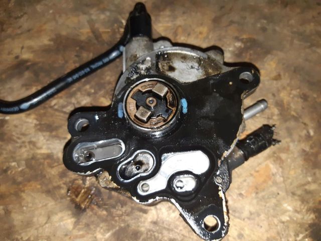 bontott SKODA OCTAVIA II Vákumpumpa