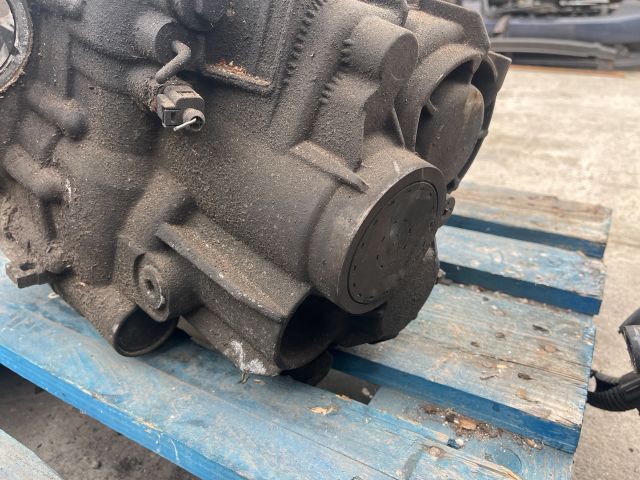 bontott SKODA OCTAVIA II Váltó (Mechanikus)