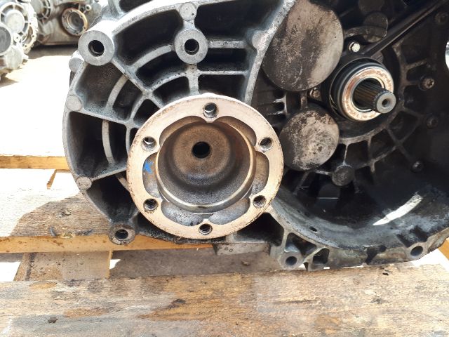 bontott SKODA OCTAVIA II Váltó (Mechanikus)