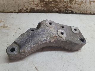 bontott SKODA OCTAVIA II Váltó Tartó Bak (Pozíciófüggetlen)