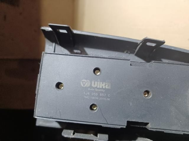 bontott SKODA OCTAVIA II Ablakemelő Kapcsoló Négyes / Kettes