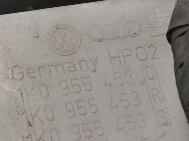 bontott SKODA OCTAVIA II Ablakmosó Tartály