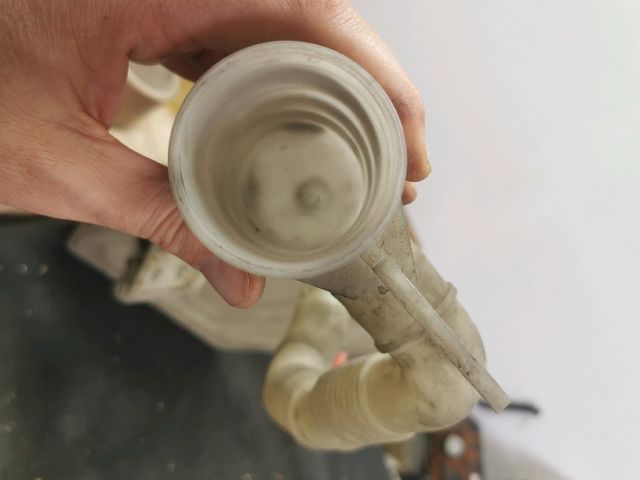 bontott SKODA OCTAVIA II Ablakmosó Tartály