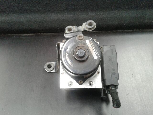 bontott SKODA OCTAVIA II ABS Kocka