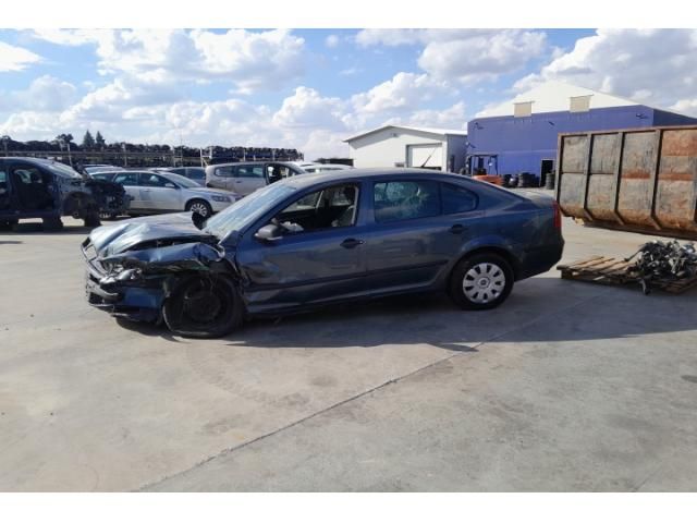 bontott SKODA OCTAVIA II Acélfelni Szett Gumival