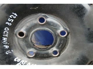 bontott SKODA OCTAVIA II Acélfelni Szett Gumival