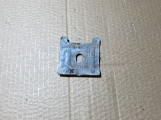 bontott SKODA OCTAVIA II Akkumulátor Leszorító