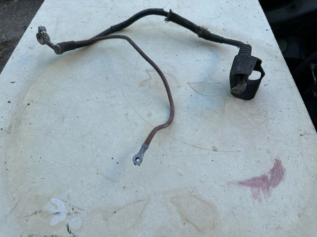 bontott SKODA OCTAVIA II Akkumulátor Saru