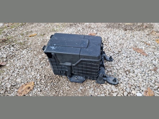 bontott SKODA OCTAVIA II Akkumulátor Tartó