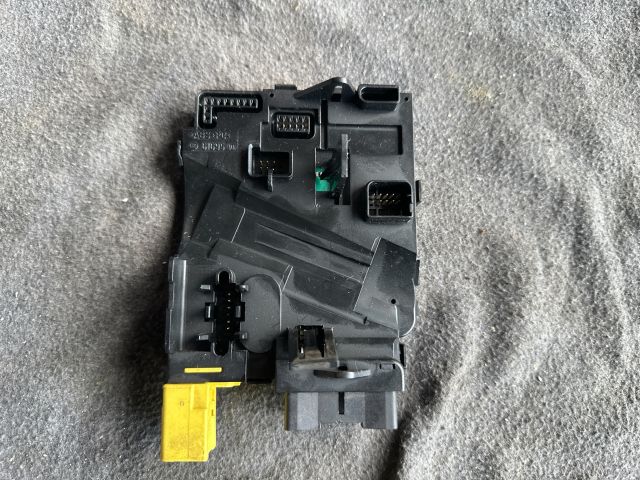 bontott SKODA OCTAVIA II Aktív Kormány Elektronika