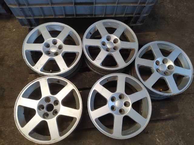 bontott SKODA OCTAVIA II Alufelni Szett