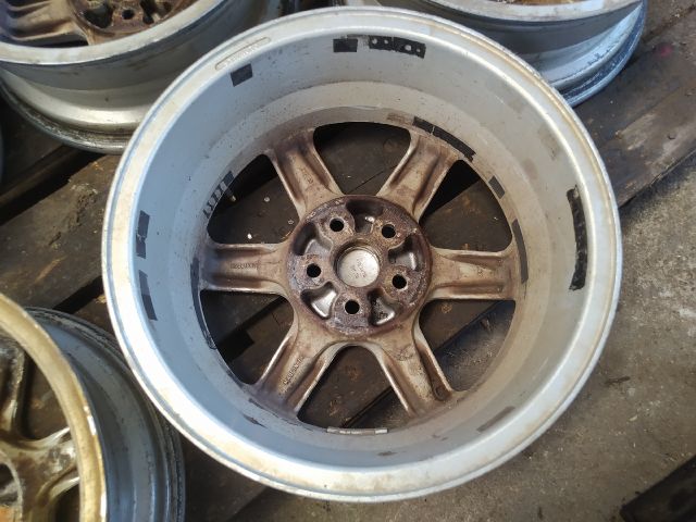 bontott SKODA OCTAVIA II Alufelni Szett