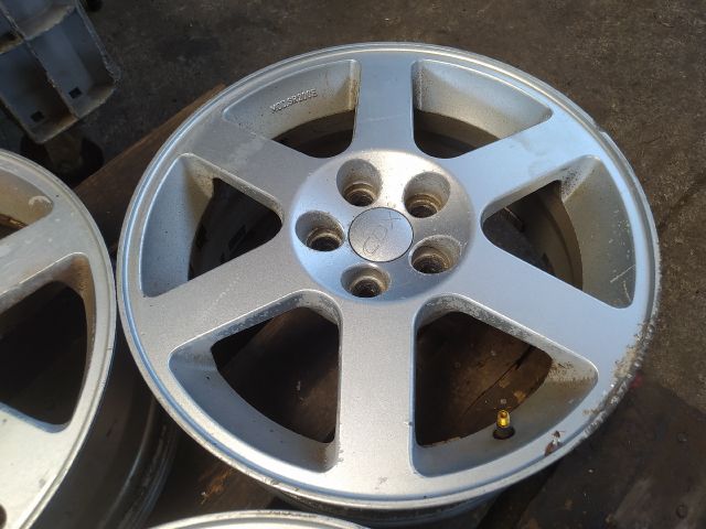 bontott SKODA OCTAVIA II Alufelni Szett