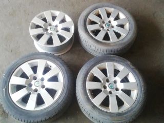 bontott SKODA OCTAVIA II Alufelni Szett