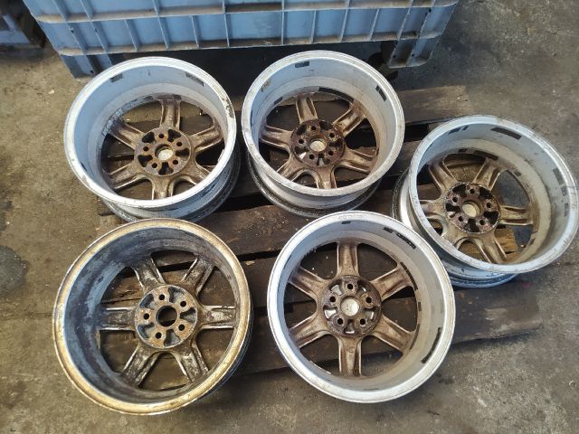 bontott SKODA OCTAVIA II Alufelni Szett