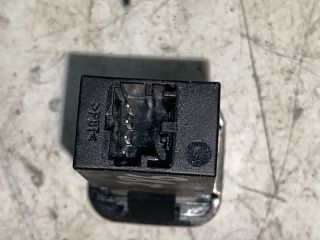 bontott SKODA OCTAVIA II AUX Csatlakozó