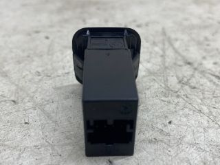 bontott SKODA OCTAVIA II AUX Csatlakozó