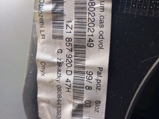 bontott SKODA OCTAVIA II Bal Alsó Műszerfal Burkolat