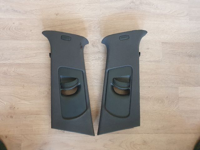 bontott SKODA OCTAVIA II Bal B Oszlop Burkolat