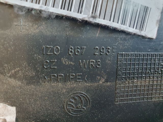 bontott SKODA OCTAVIA II Bal B Oszlop Burkolat