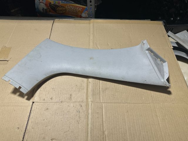 bontott SKODA OCTAVIA II Bal C Oszlop Burkolat