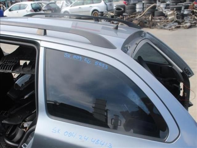 bontott SKODA OCTAVIA II Bal C Oszlop Oldalablak Üveg