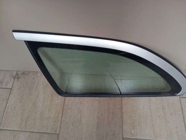 bontott SKODA OCTAVIA II Bal C Oszlop Oldalablak Üveg