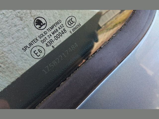 bontott SKODA OCTAVIA II Bal első Ablak