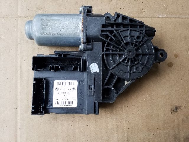 bontott SKODA OCTAVIA II Bal első Ablakemelő Elektronika