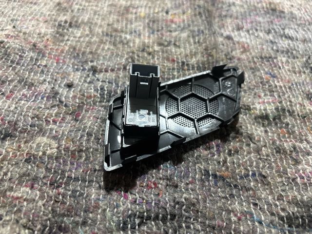 bontott SKODA OCTAVIA II Bal első Ablakemelő Kapcsoló