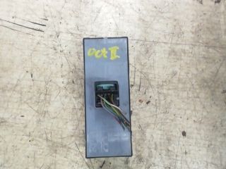 bontott SKODA OCTAVIA II Bal első Ablakemelő Kapcsoló