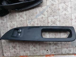 bontott SKODA OCTAVIA II Bal első Ablakemelő Kapcsoló