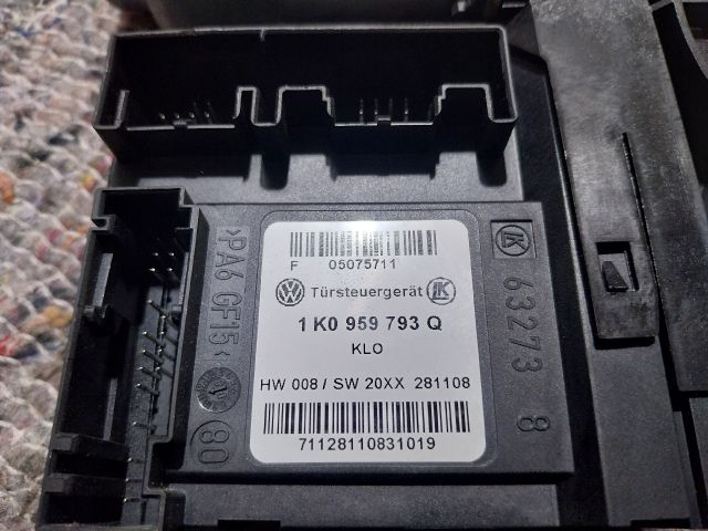 bontott SKODA OCTAVIA II Bal első Ablakemelő Motor